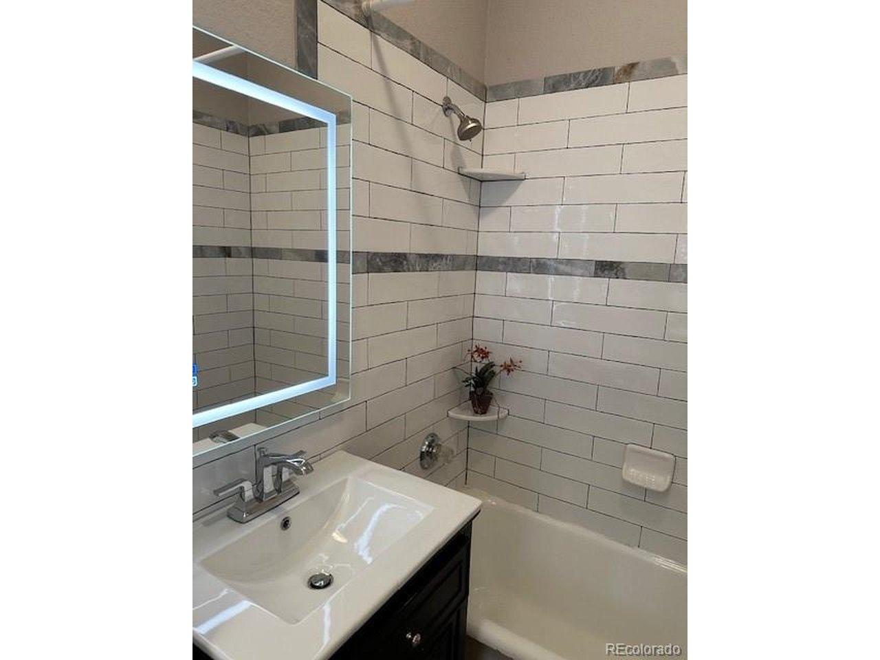 N Washington St, Denver, CO 80203