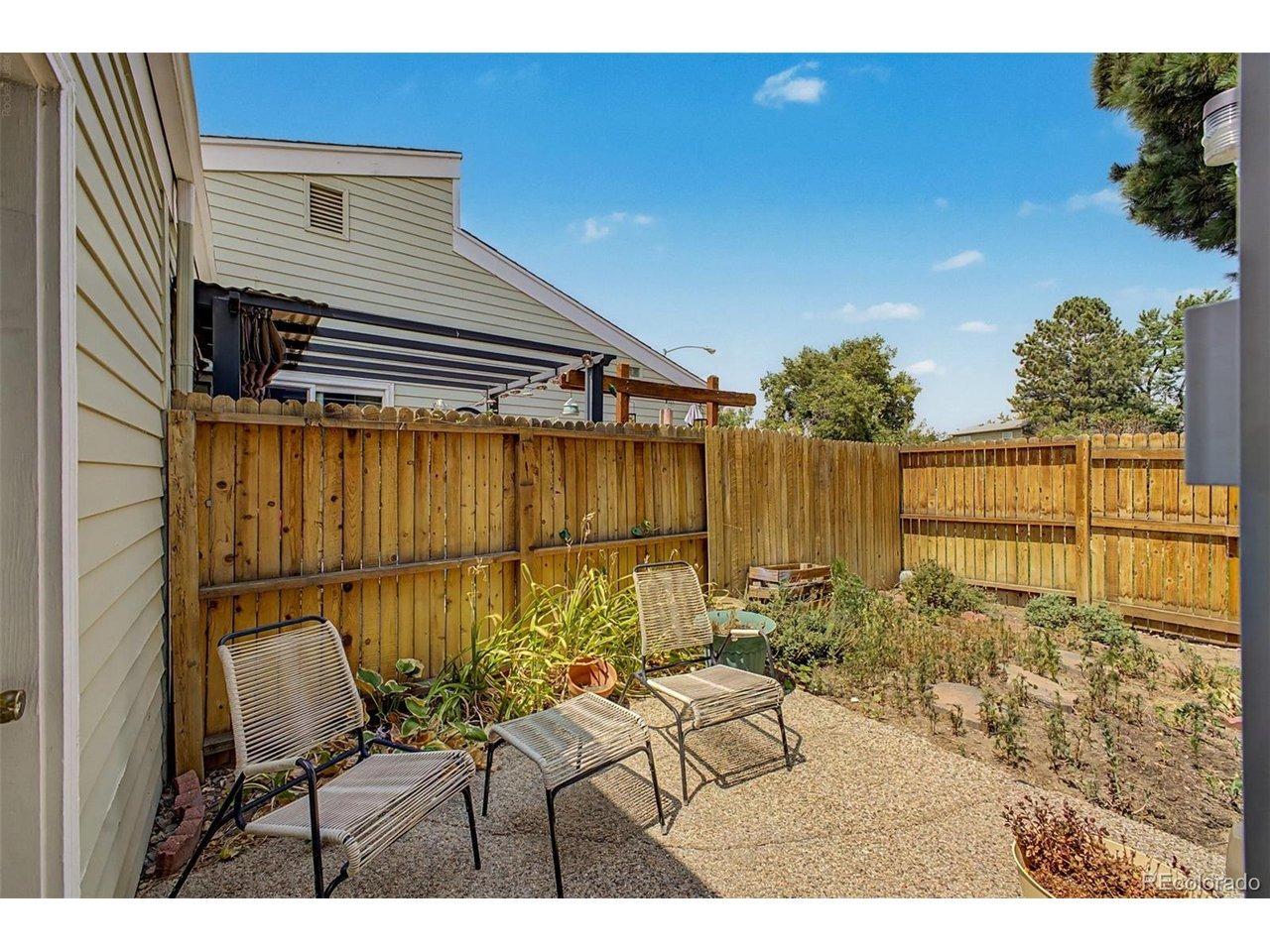 E Radcliff Pl, Aurora, CO 80015