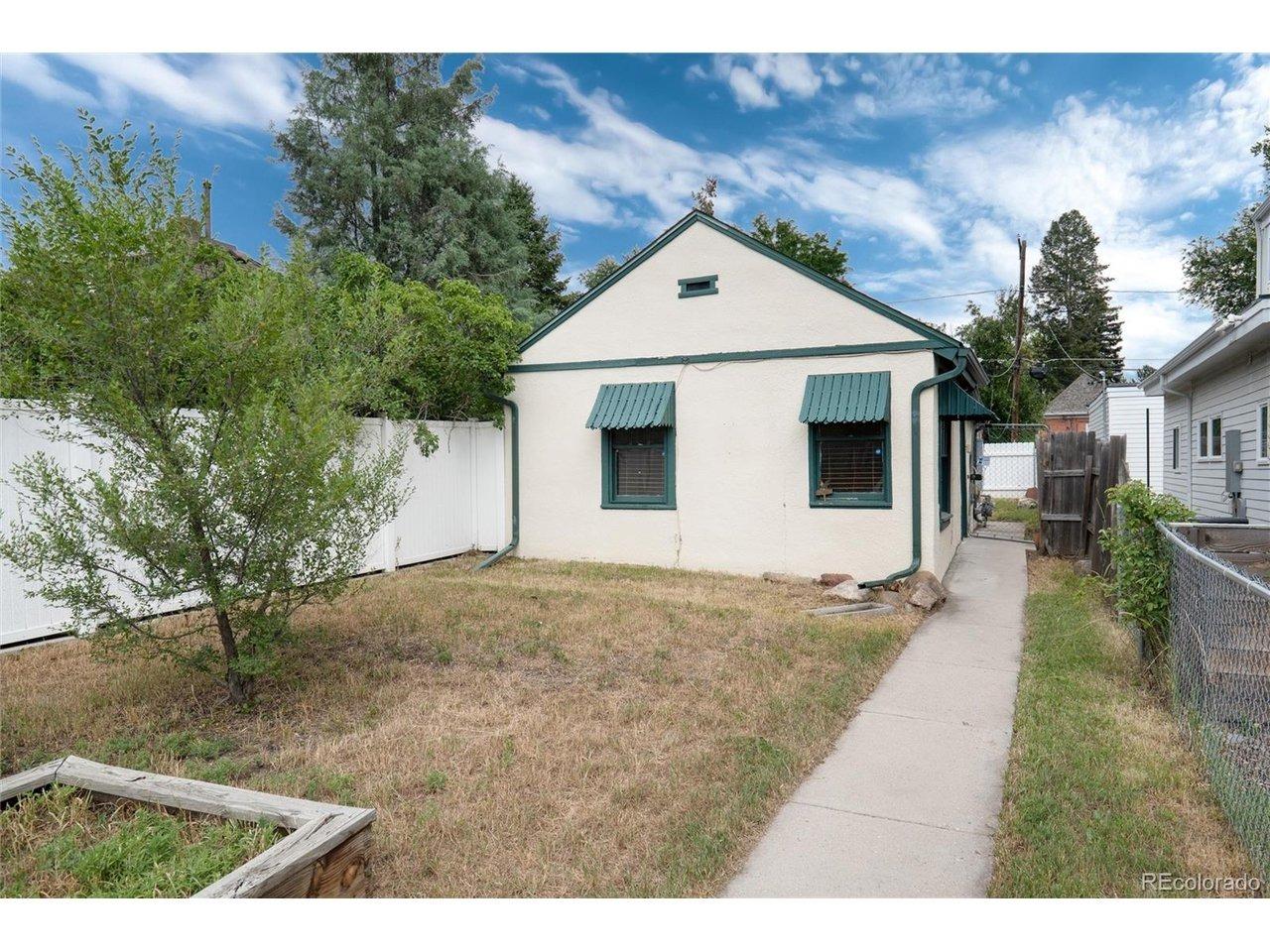 Eaton St, Edgewater, CO 80214