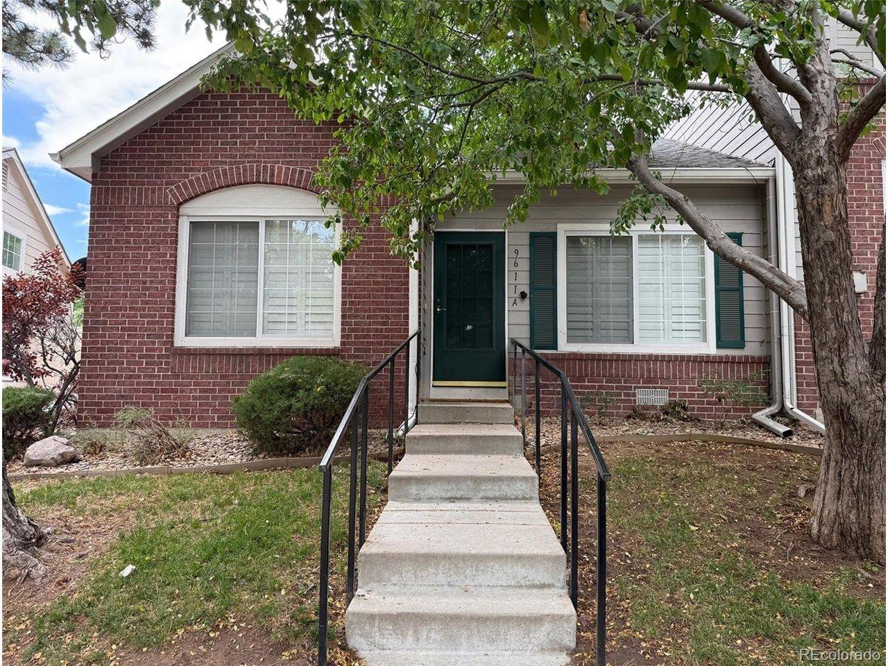 W Chatfield Ave, Littleton, CO 80128