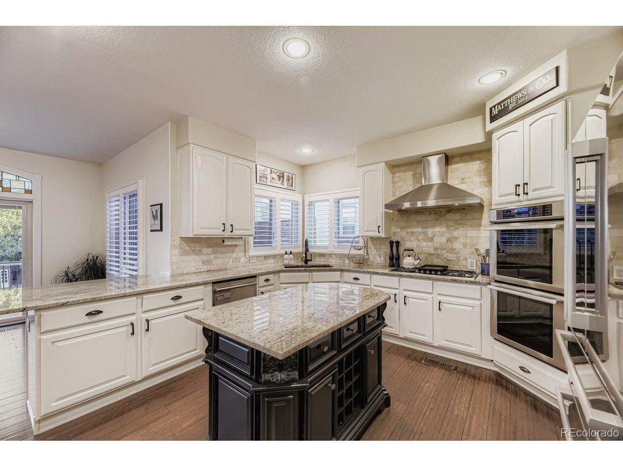Green Island Cir, Lone Tree, CO 80124