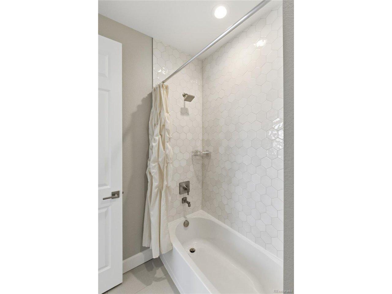 Riesberg Ln, Castle Rock, CO 80104