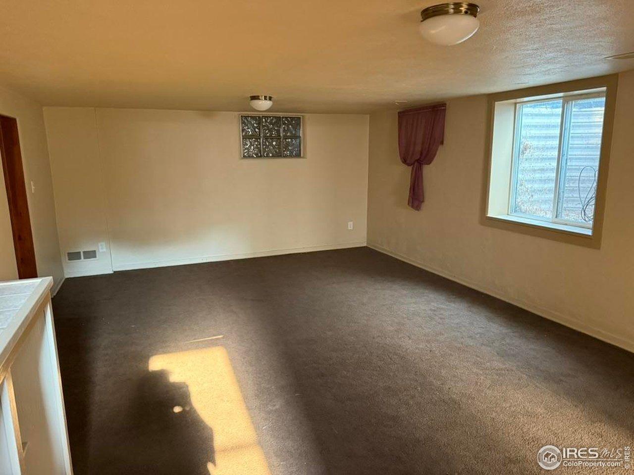 Emerson St, Wray, CO 80758