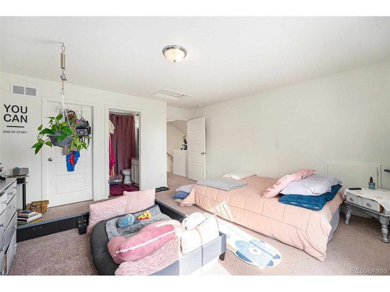 E 54th Pl, Denver, CO 80249