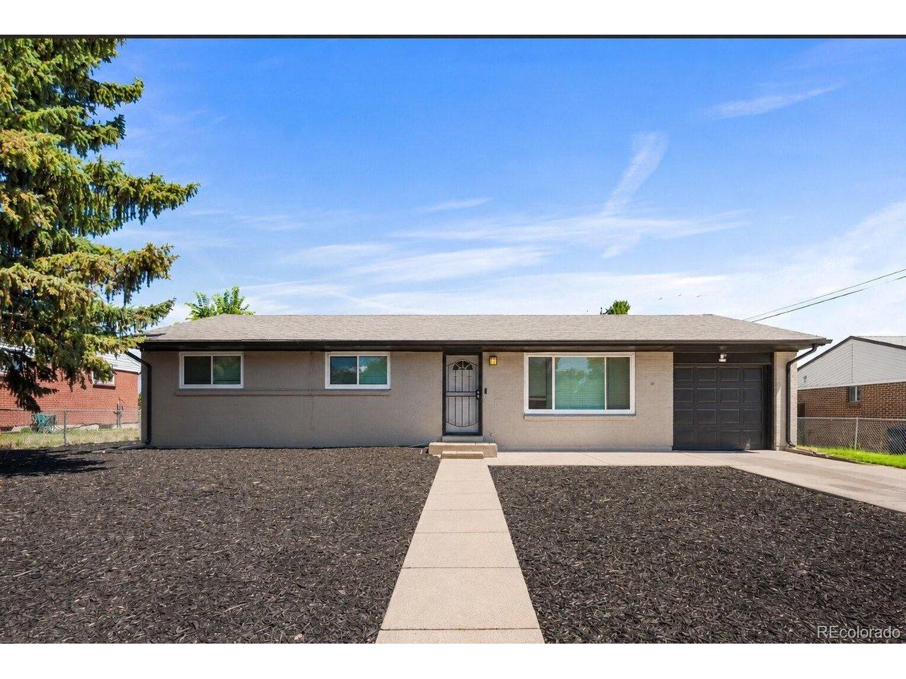 E 6th Pl, Aurora, CO 80011