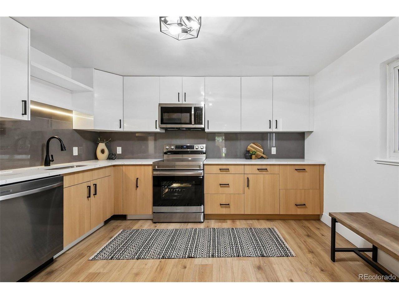 Lee St, Arvada, CO 80004