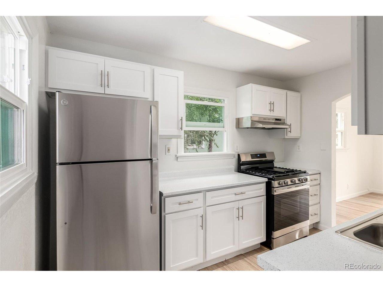 Alton St, Aurora, CO 80010