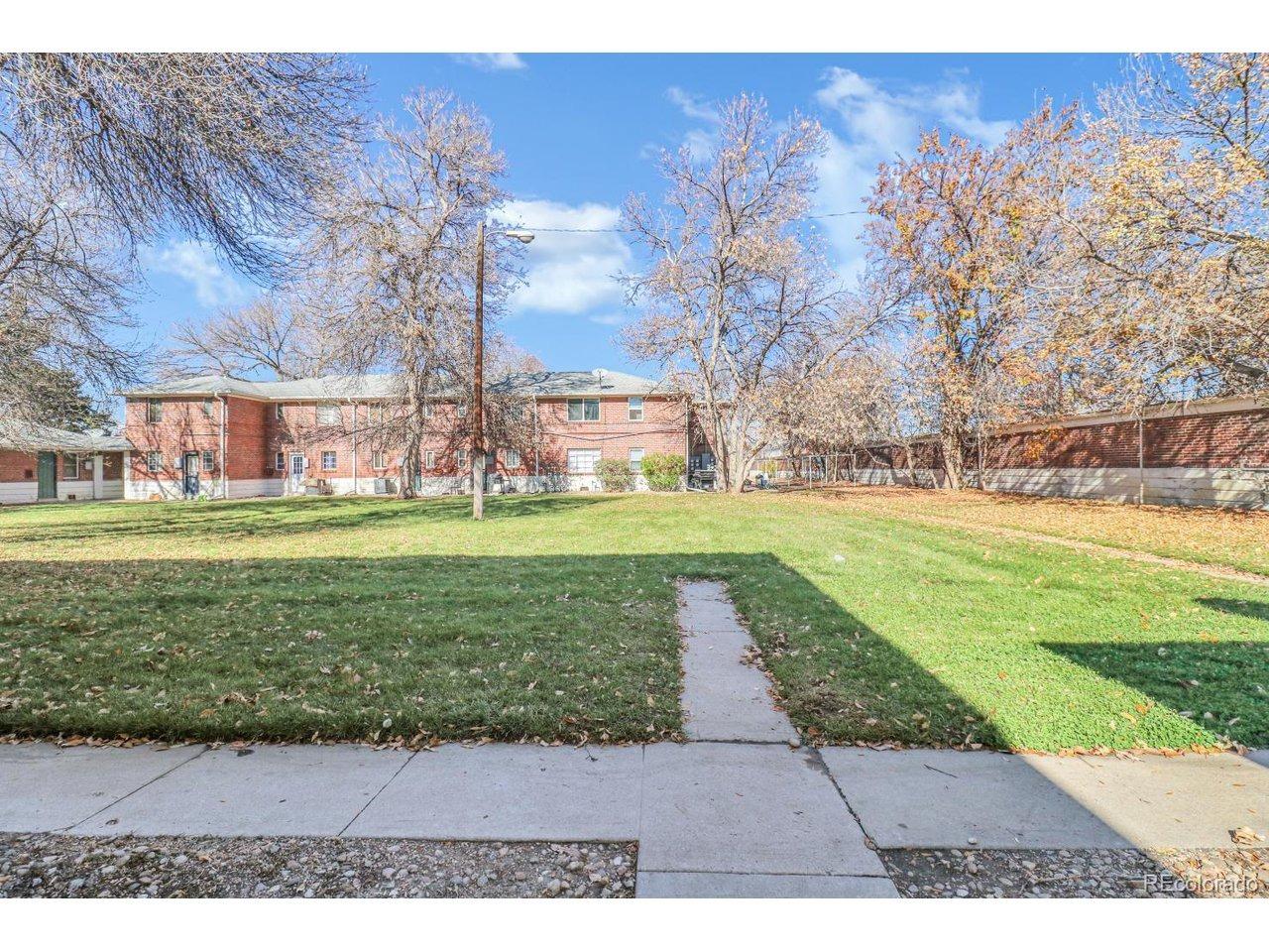 E 14th Ave, Aurora, CO 80010