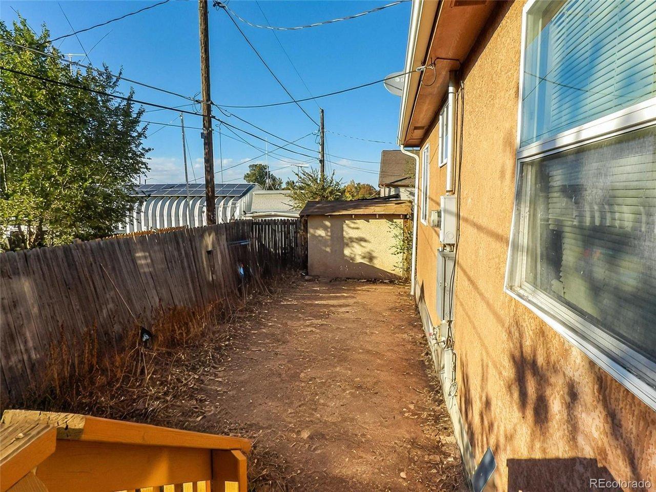 Carol Dr, Pueblo, CO 81005