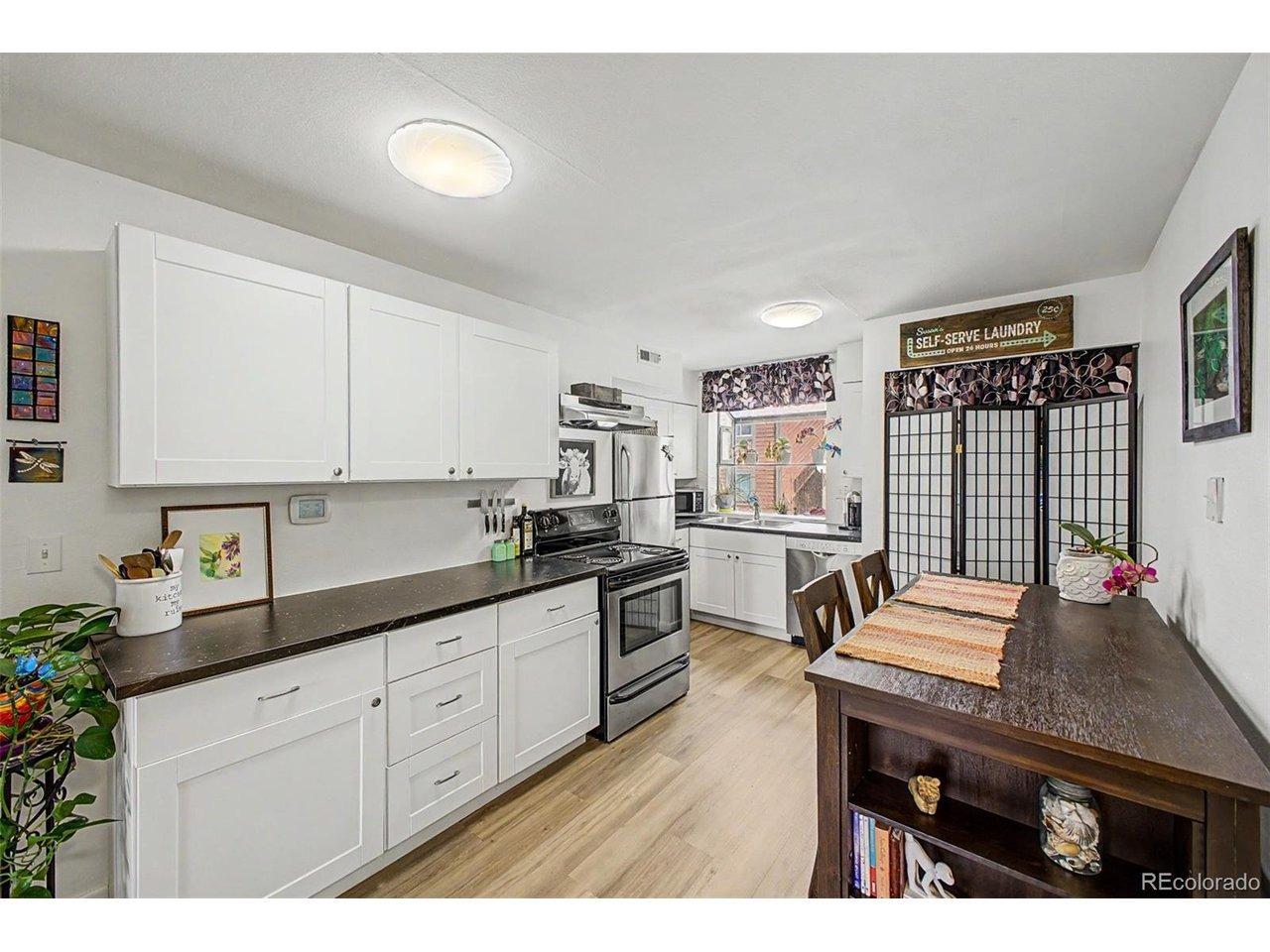 W Lehow Ave, Englewood, CO 80110