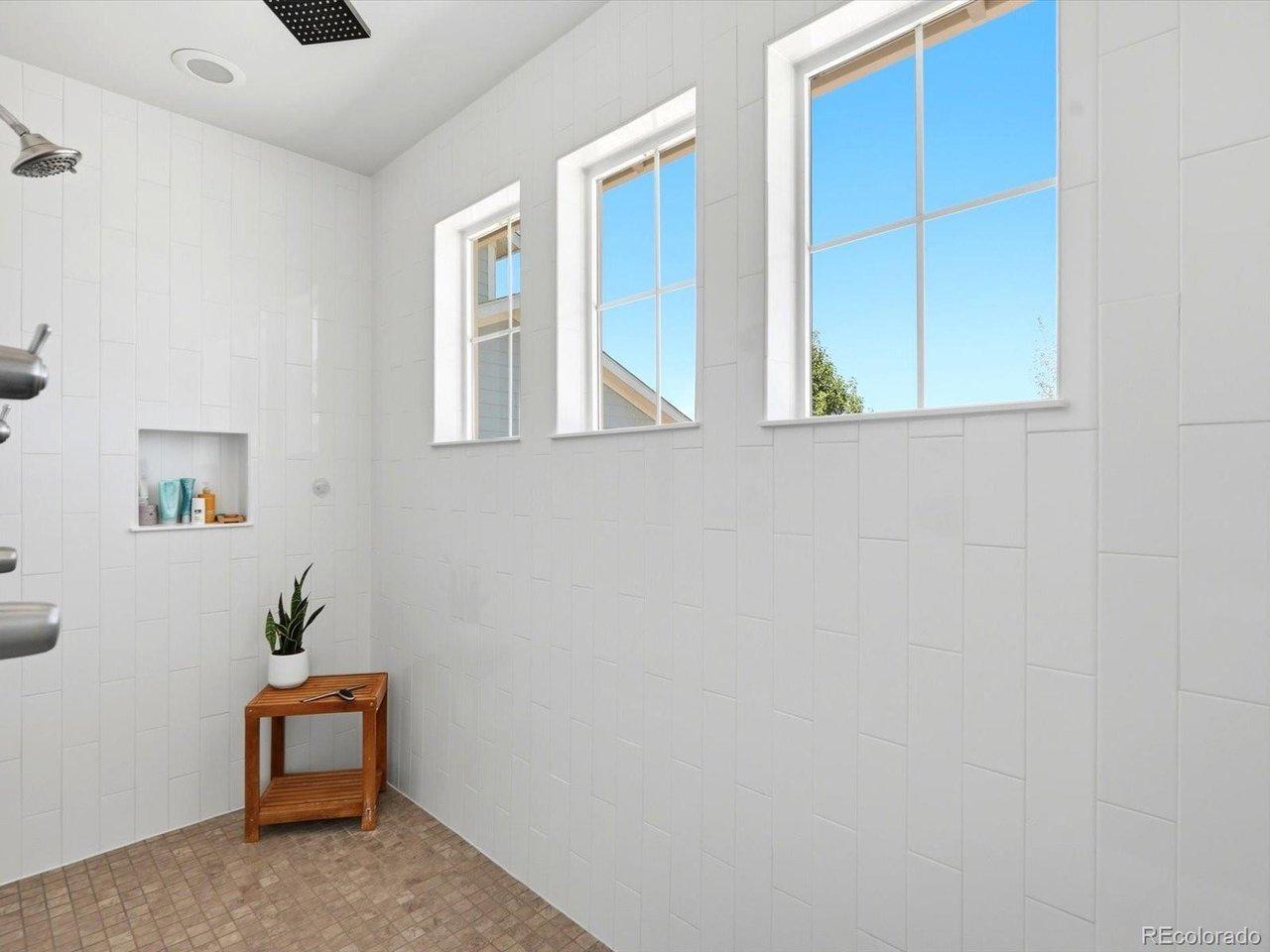 W 87th Ave, Arvada, CO 80007
