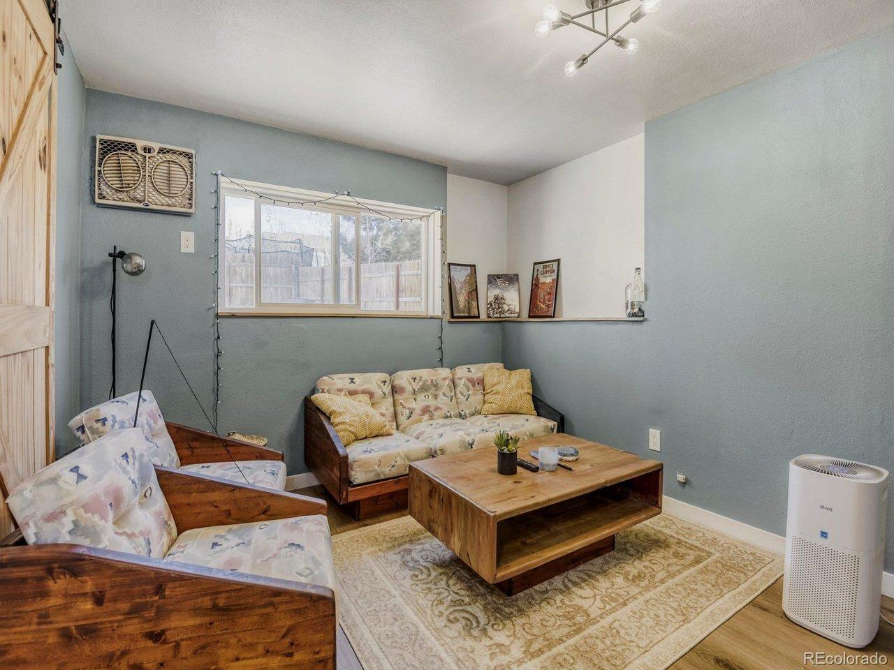 E Buchanan Dr, Aurora, CO 80011