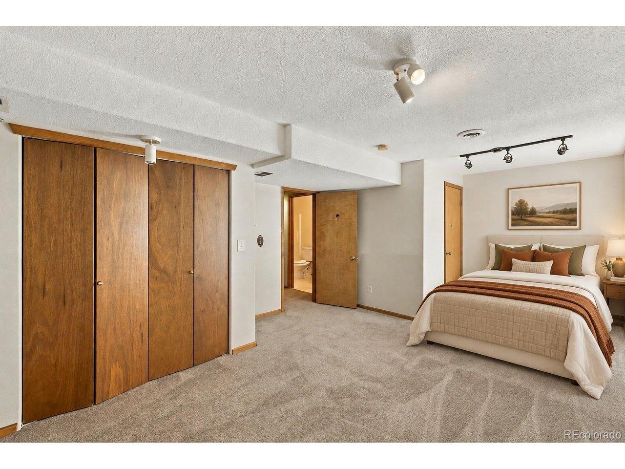 W Dorado Pl, Littleton, CO 80127