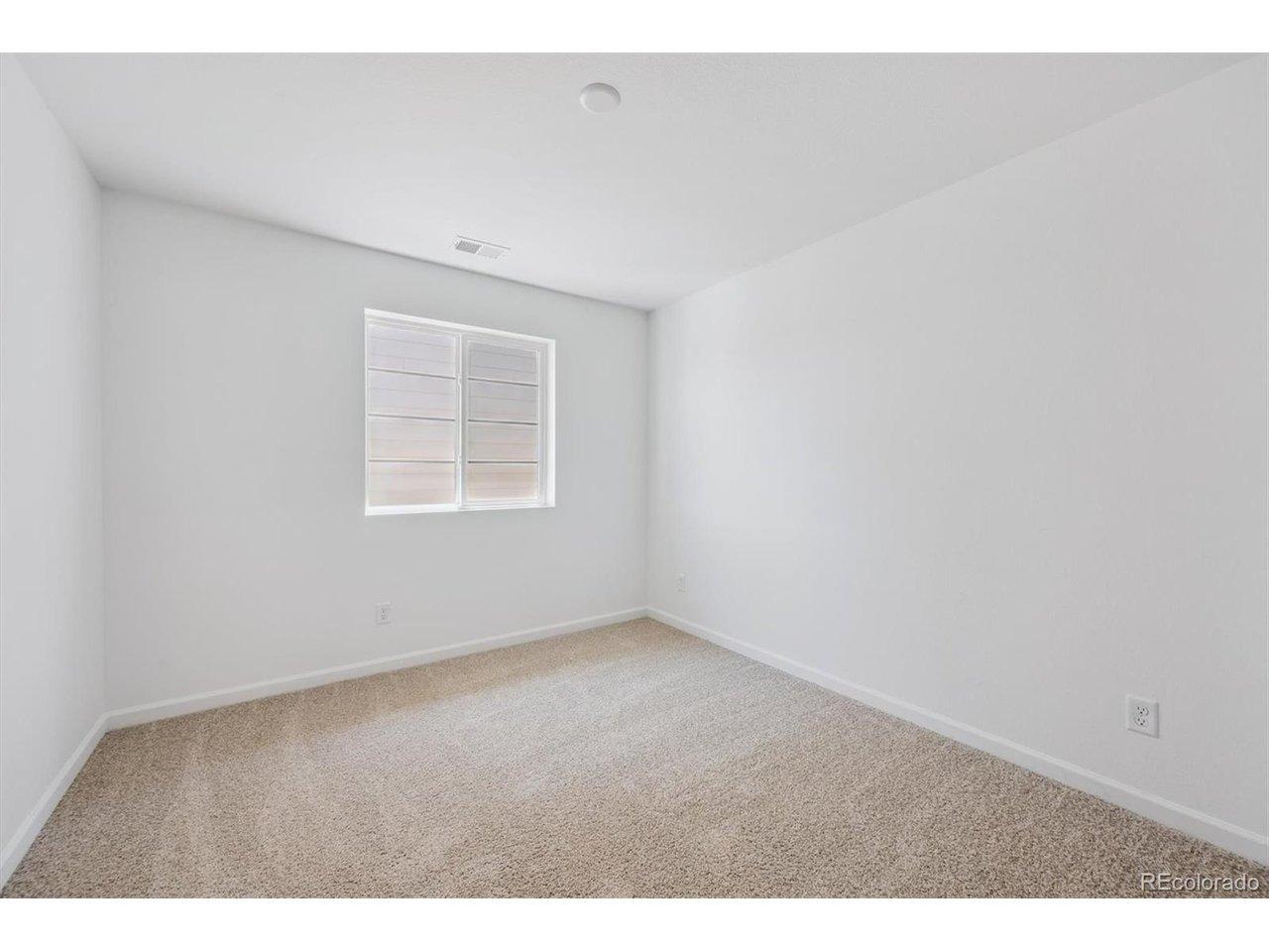 S Salida St, Aurora, CO 80017