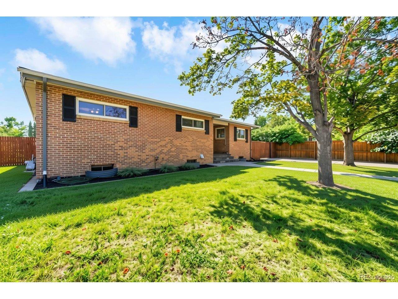 S Newland St, Lakewood, CO 80226
