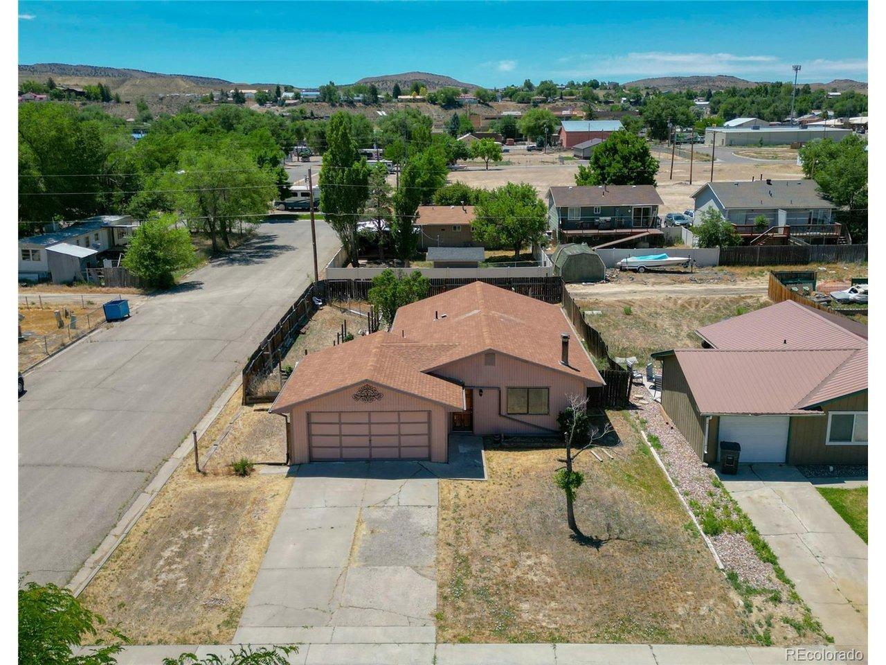 E Raven Ave, Rangely, CO 81648