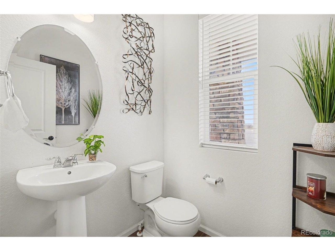 E 6th Dr, Aurora, CO 80018