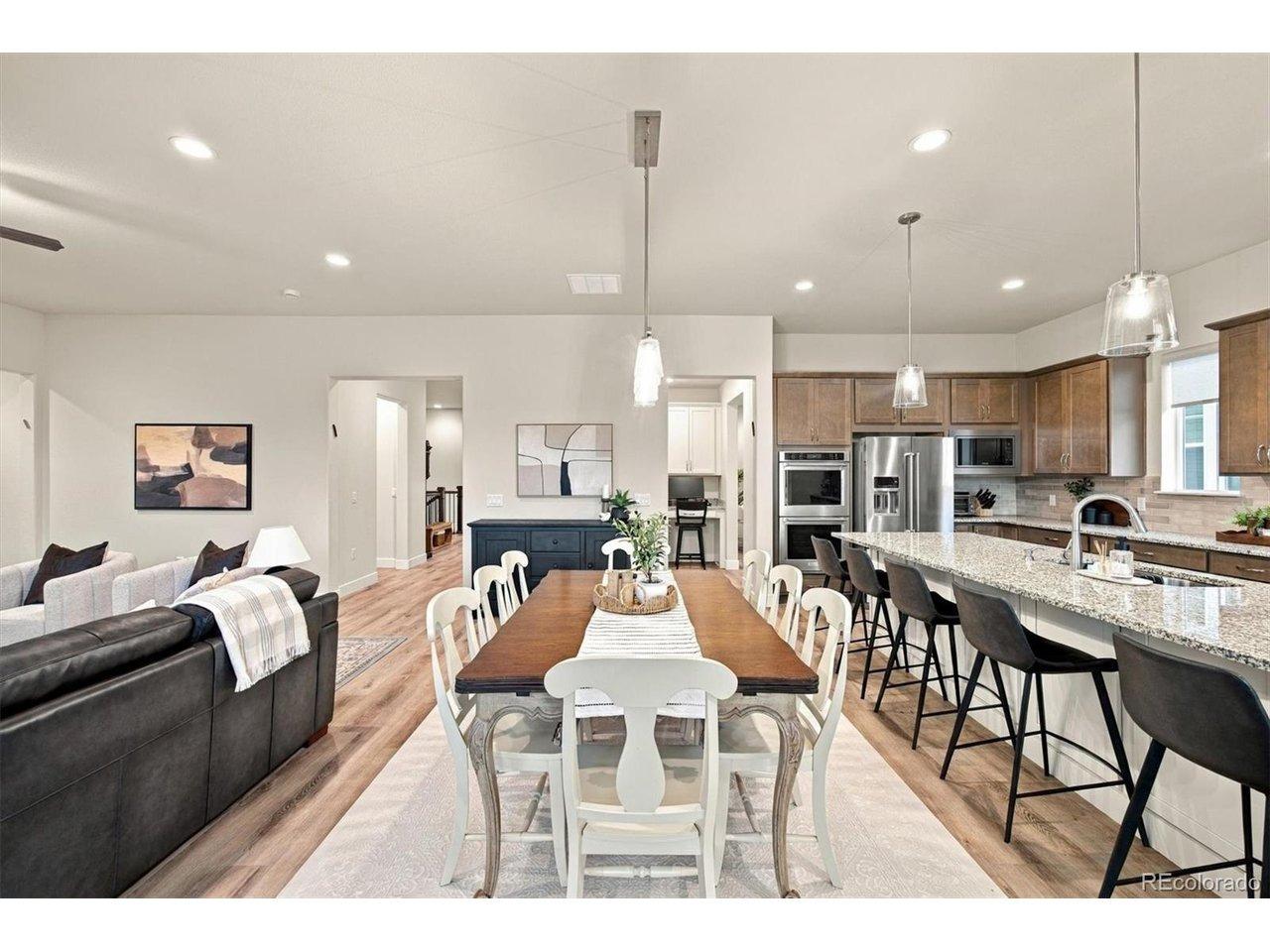 S Shawnee Ct, Aurora, CO 80016
