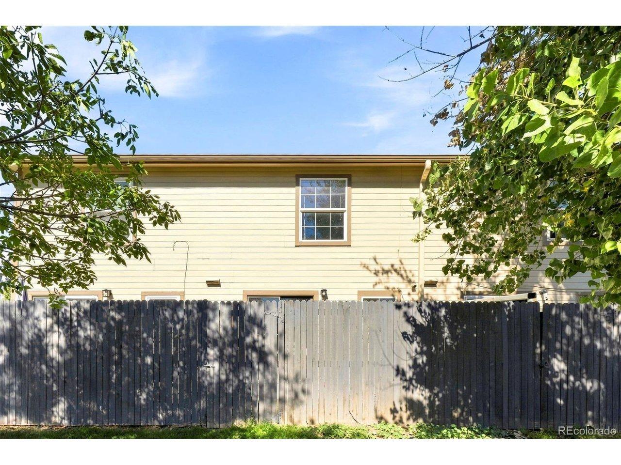 E 17th Pl, Aurora, CO 80011