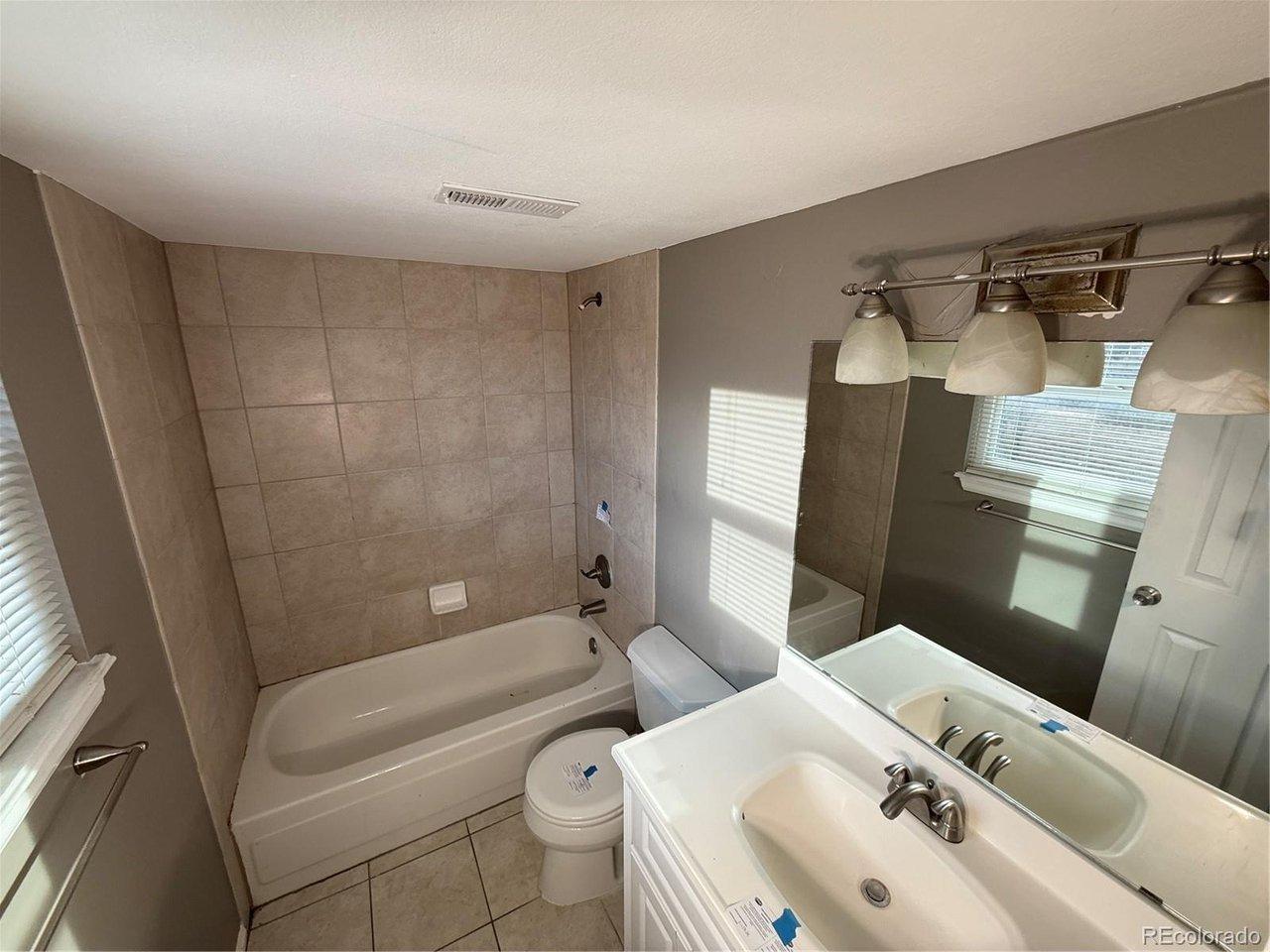 S Gilbert St, Castle Rock, CO 80104