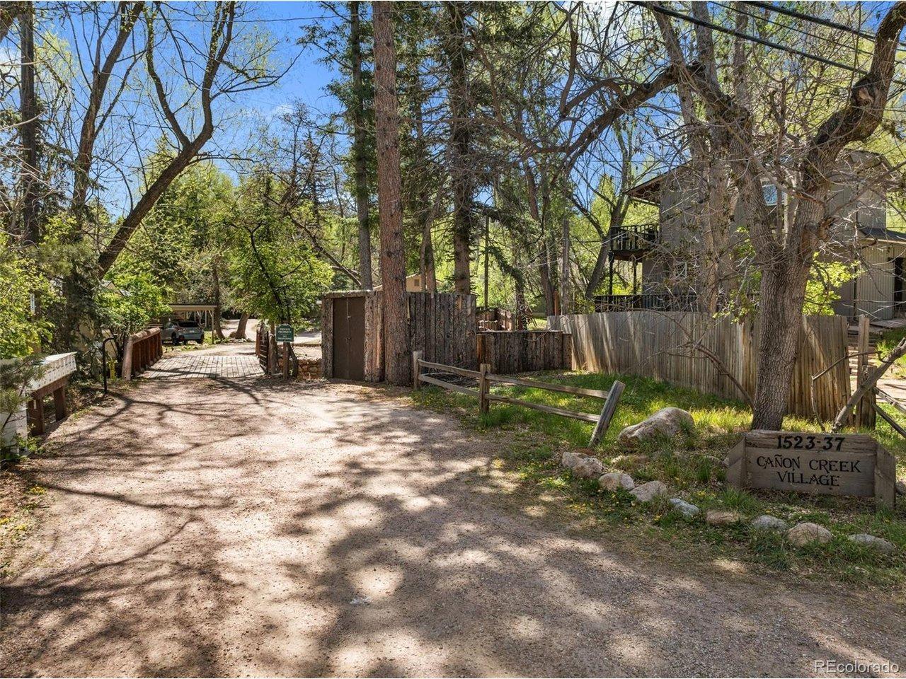 W Cheyenne Rd, Colorado Springs, CO 80906
