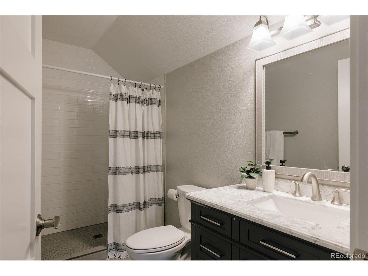 Layton Ln, Englewood, CO 80113