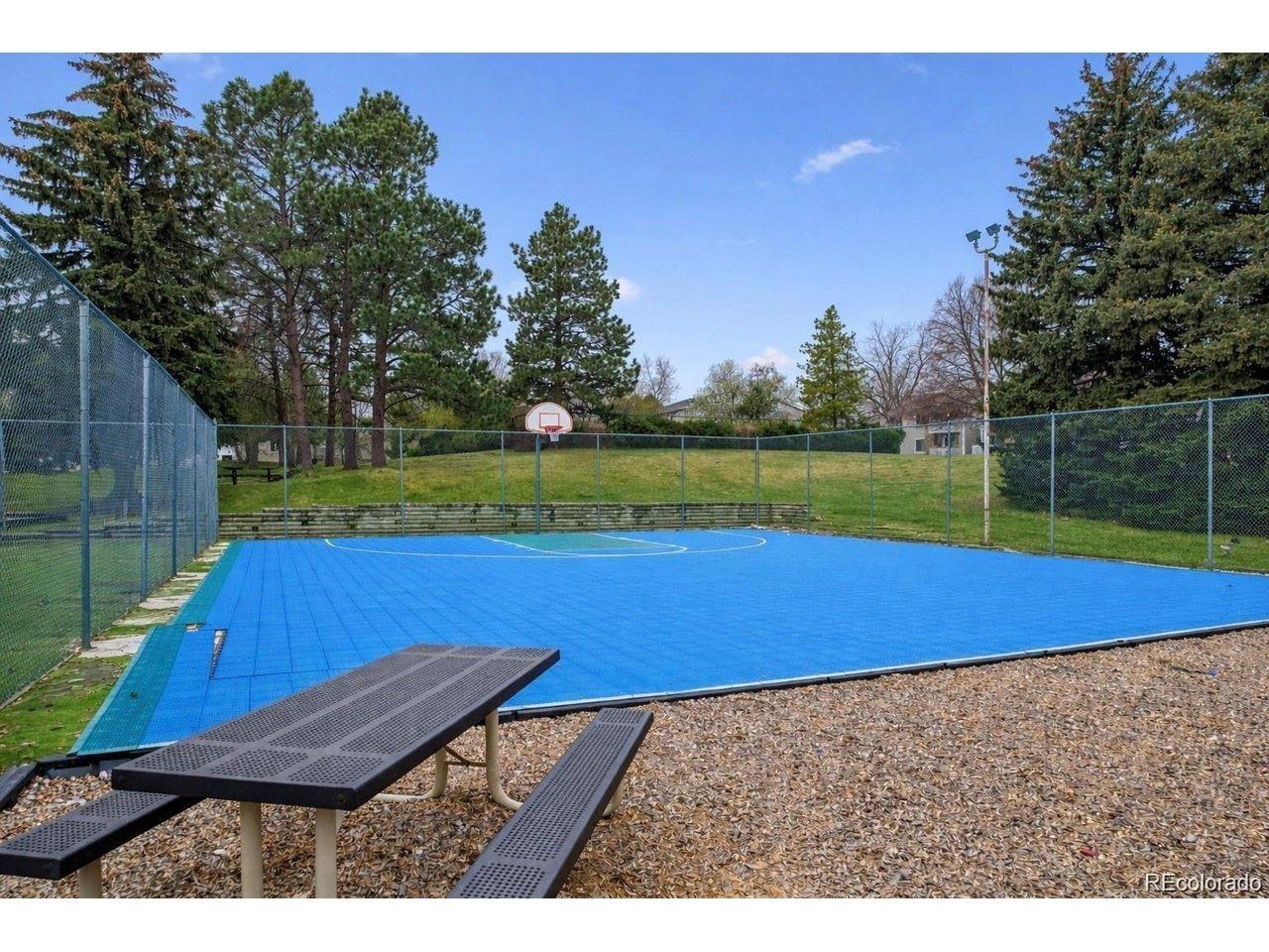 E Colorado Dr, Aurora, CO 80012