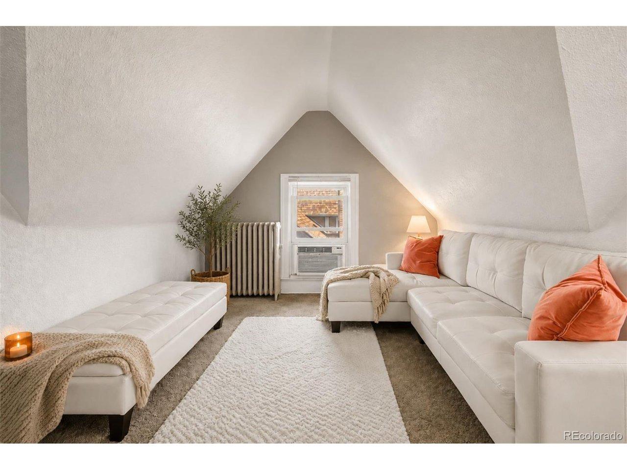 N Logan St, Denver, CO 80203