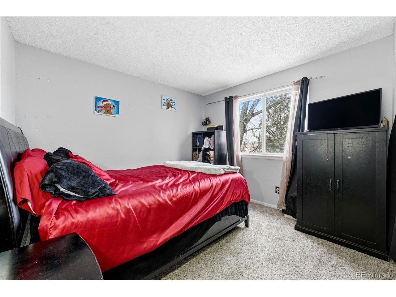 E Caspian Pl, Aurora, CO 80013