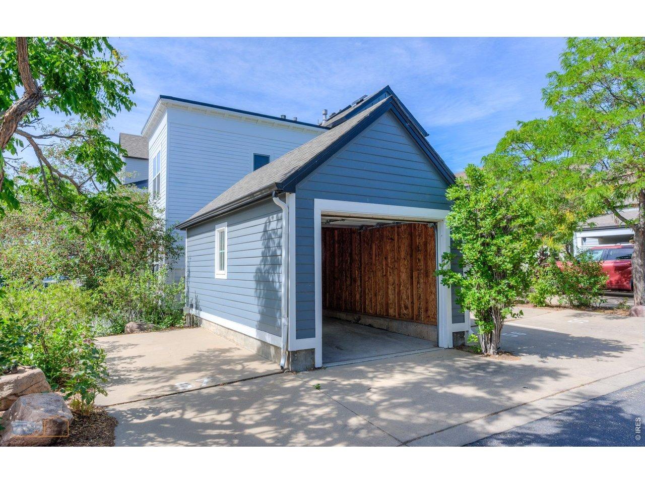 Zamia Ave, Boulder, CO 80304