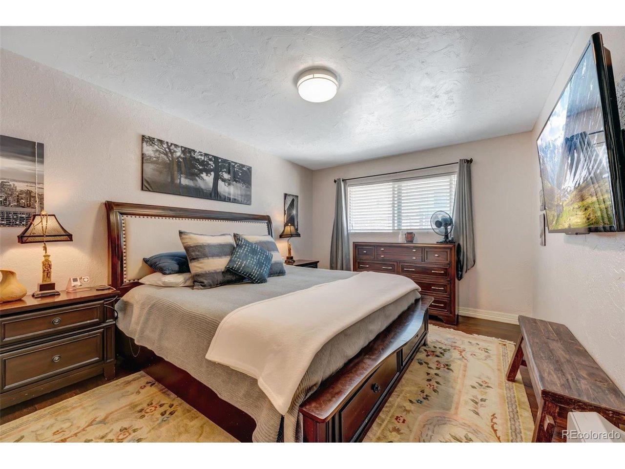 Lee St, Arvada, CO 80004