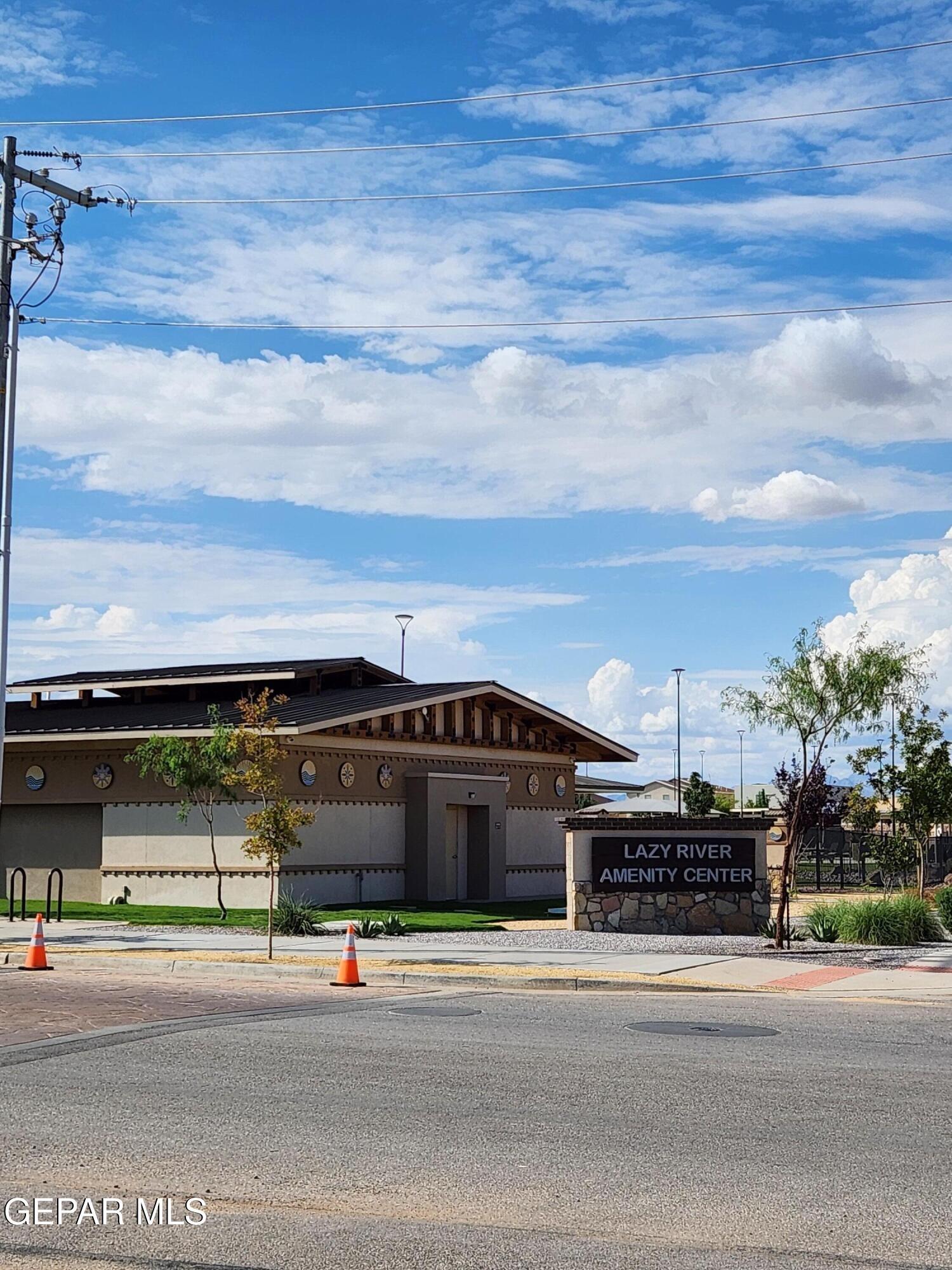 Desert Sunflower Ave, El Paso, TX 79934