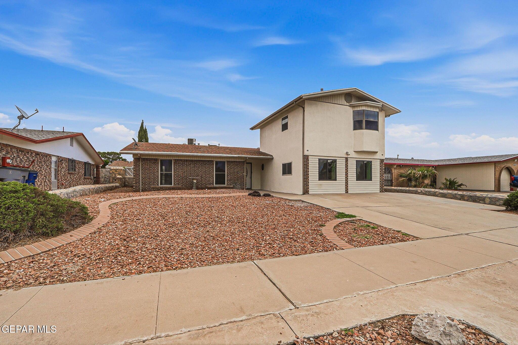 Beachcomber Dr, El Paso, TX 79936