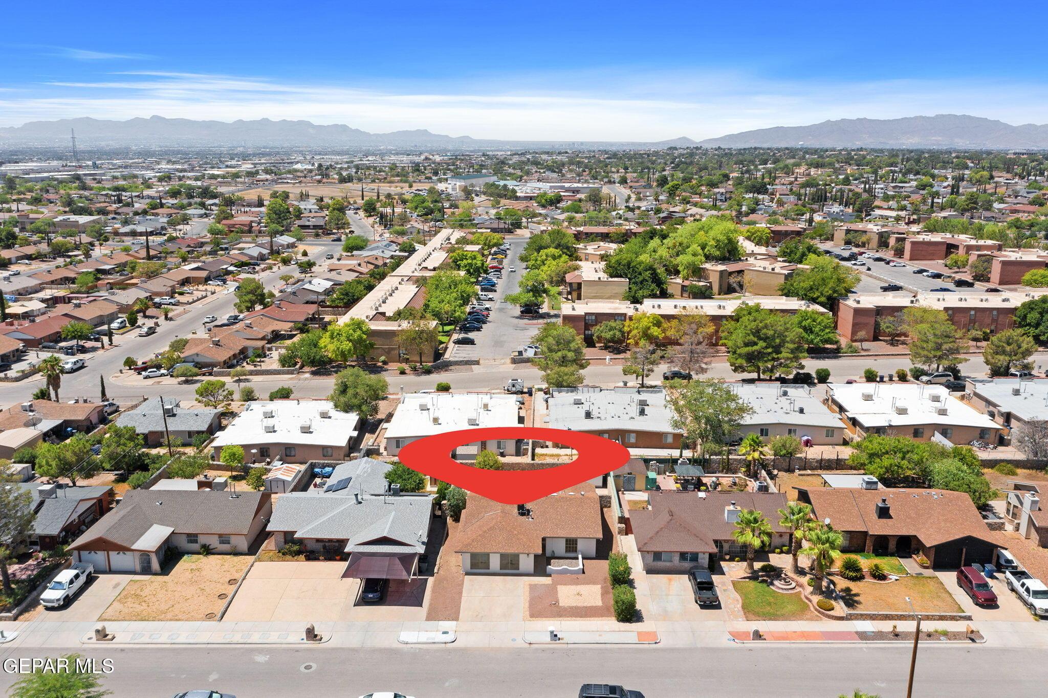 Brian Ray Cir, El Paso, TX 79936