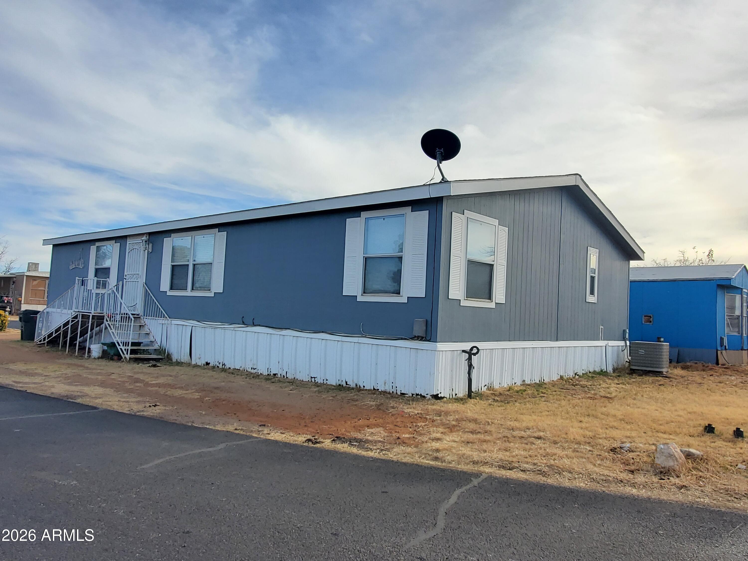 E Busby Dr Trlr 94, Sierra Vista, AZ 85635