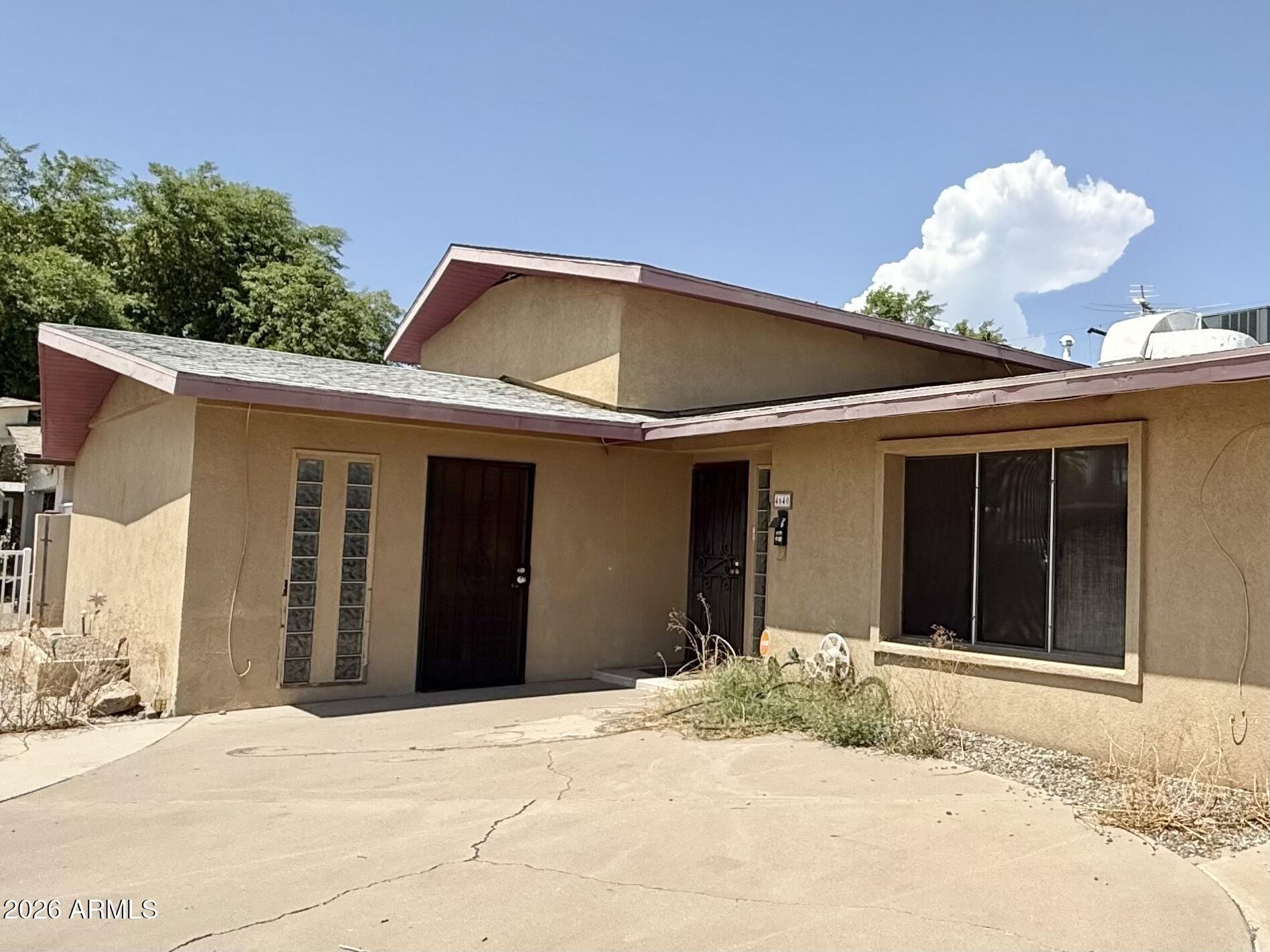 W Cavalier Dr, Glendale, AZ 85301