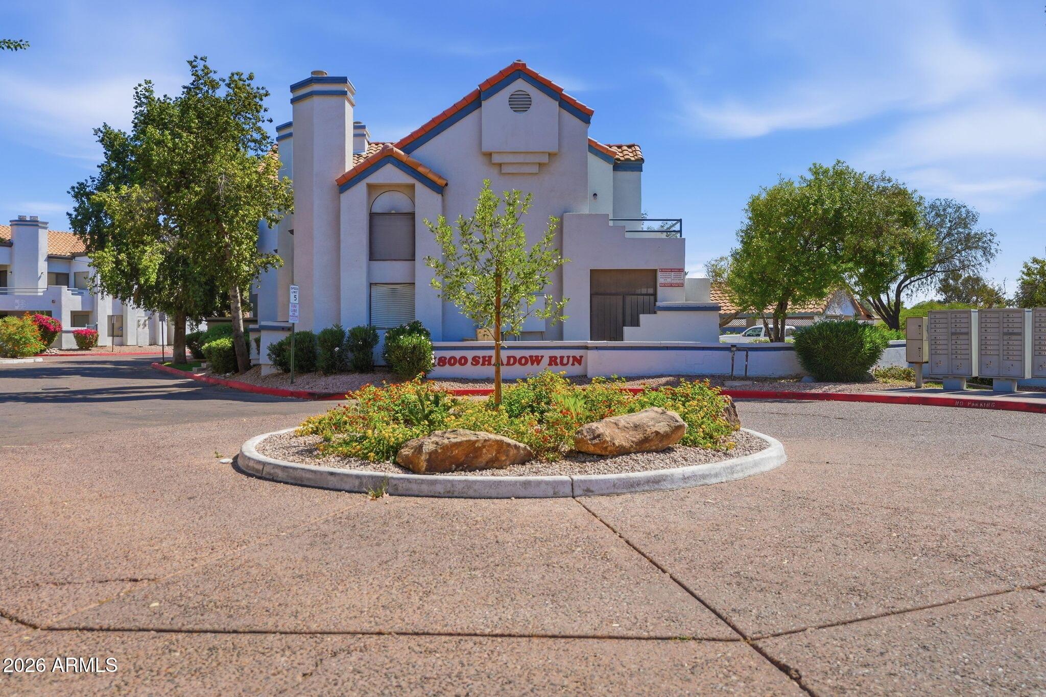W Elliot Rd, Chandler, AZ 85224