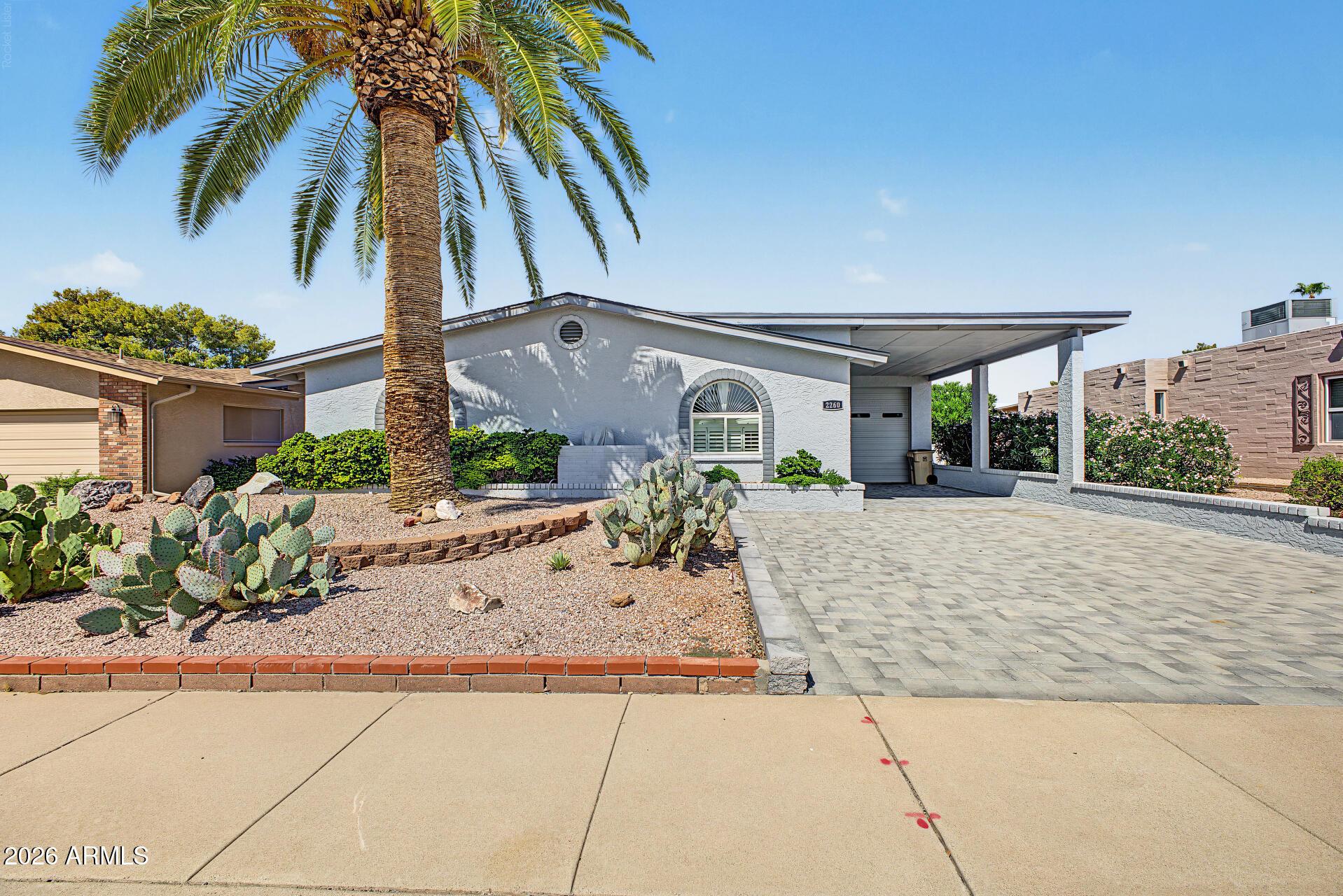 N Middlecoff Dr, Mesa, AZ 85215