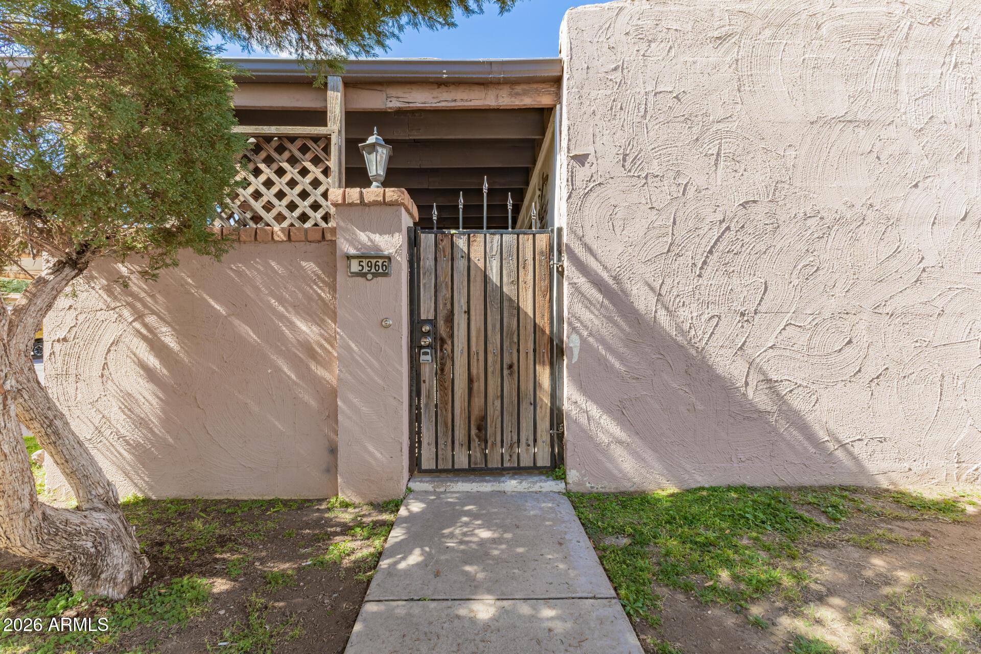 W Augusta Ave, Glendale, AZ 85301