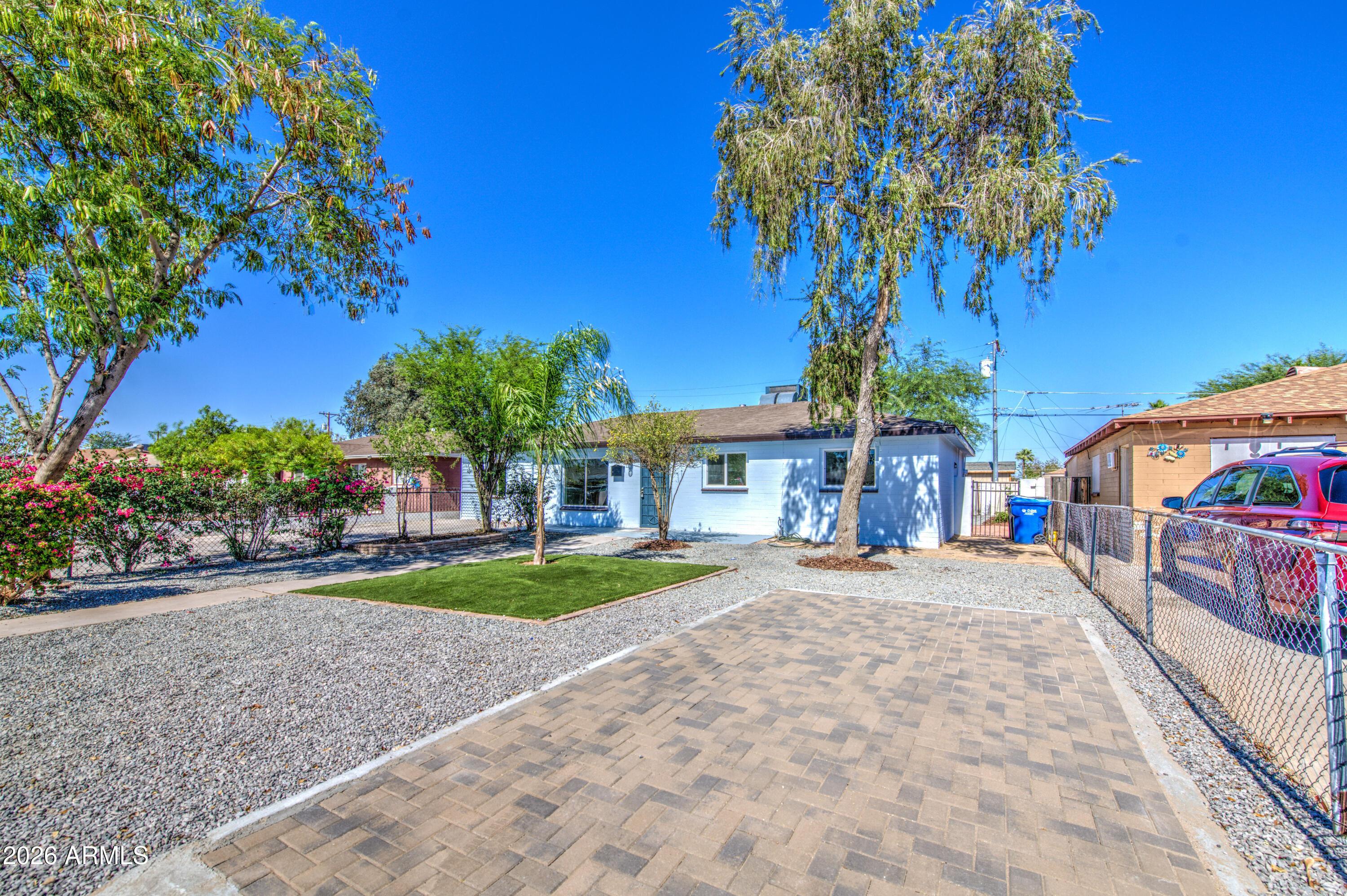N 49th Dr, Phoenix, AZ 85031