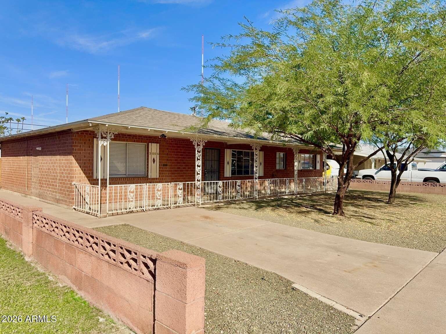 W Stella Ln, Phoenix, AZ 85017
