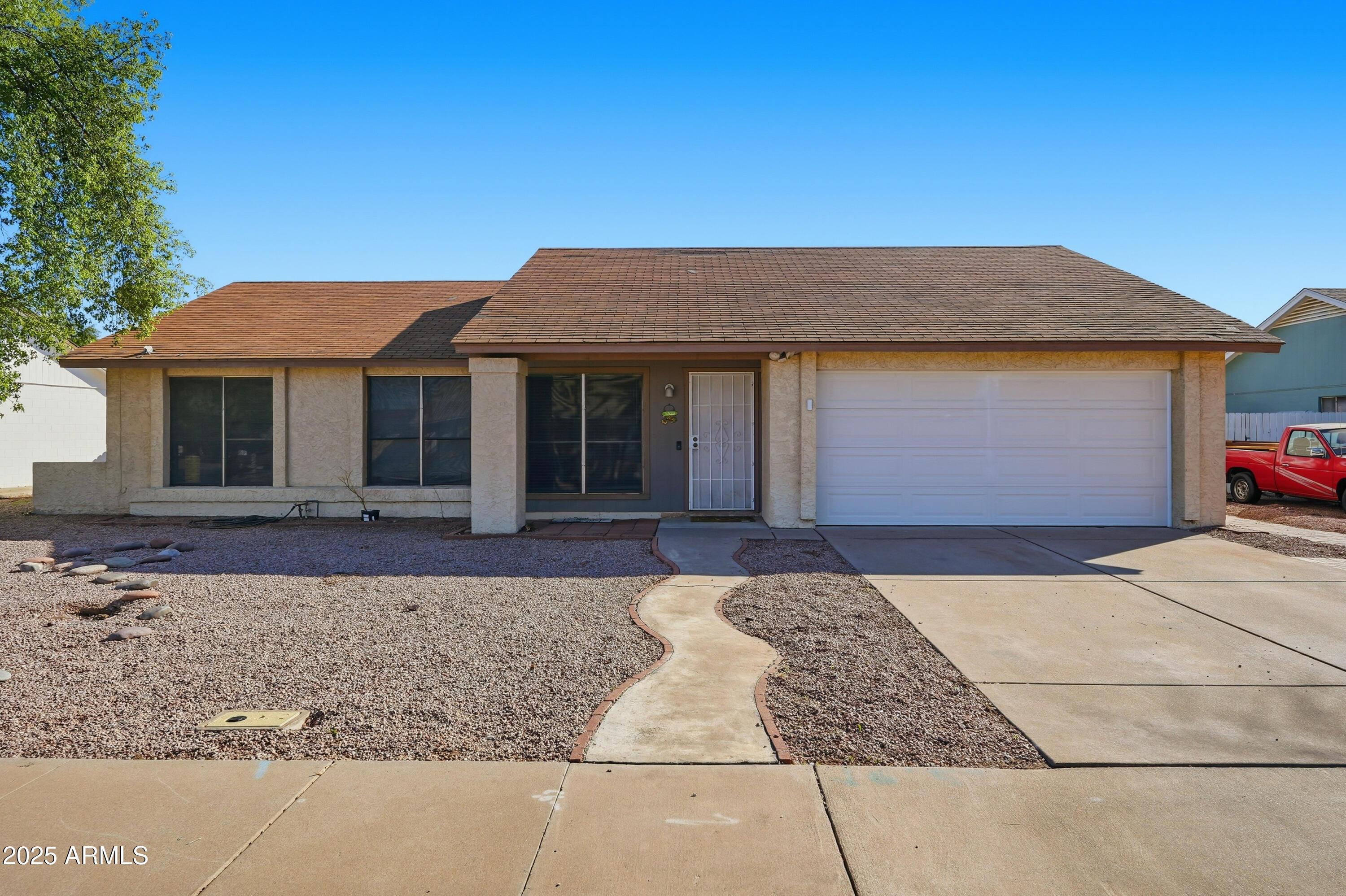 E Hackamore St, Mesa, AZ 85203