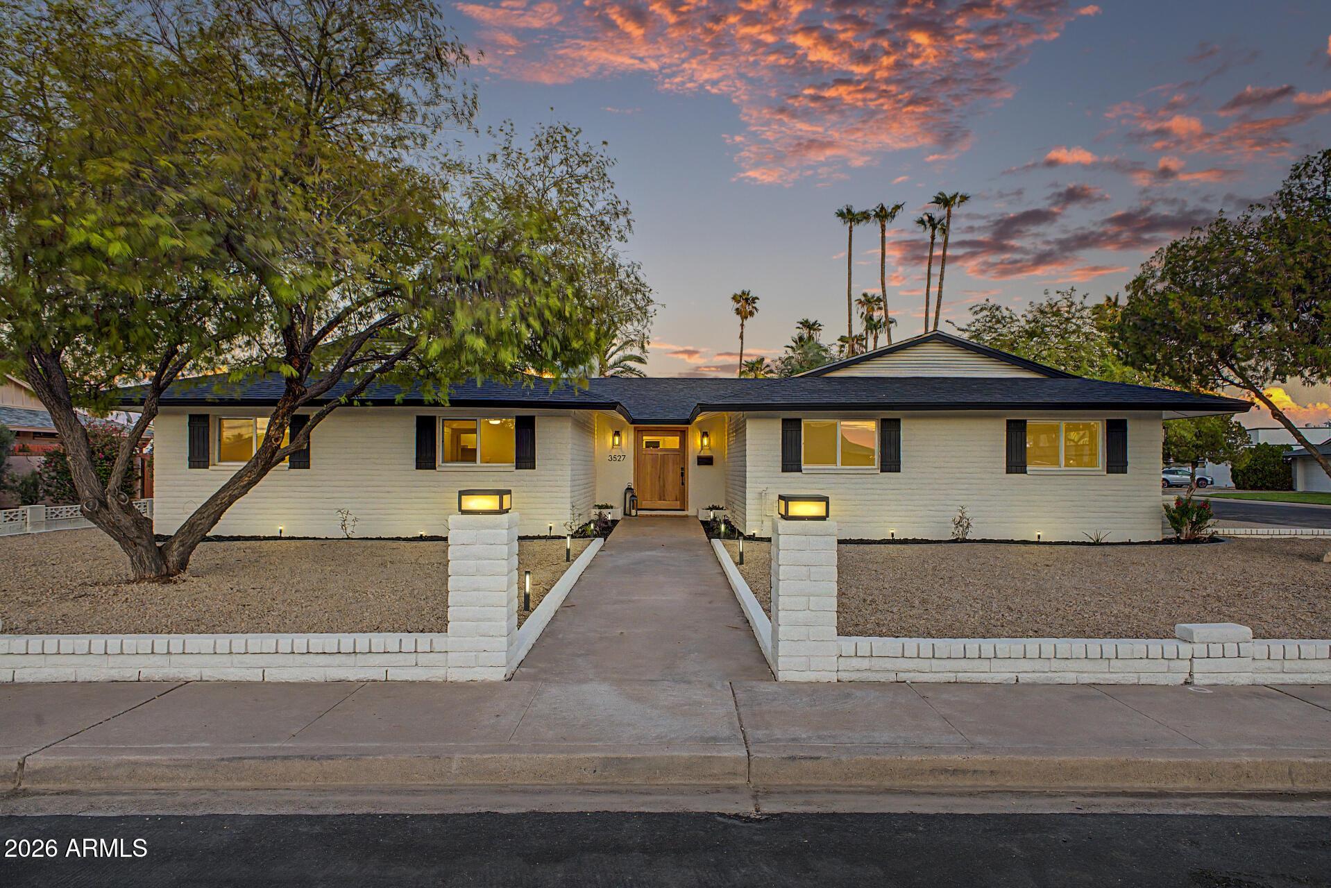 S Oak St, Tempe, AZ 85282