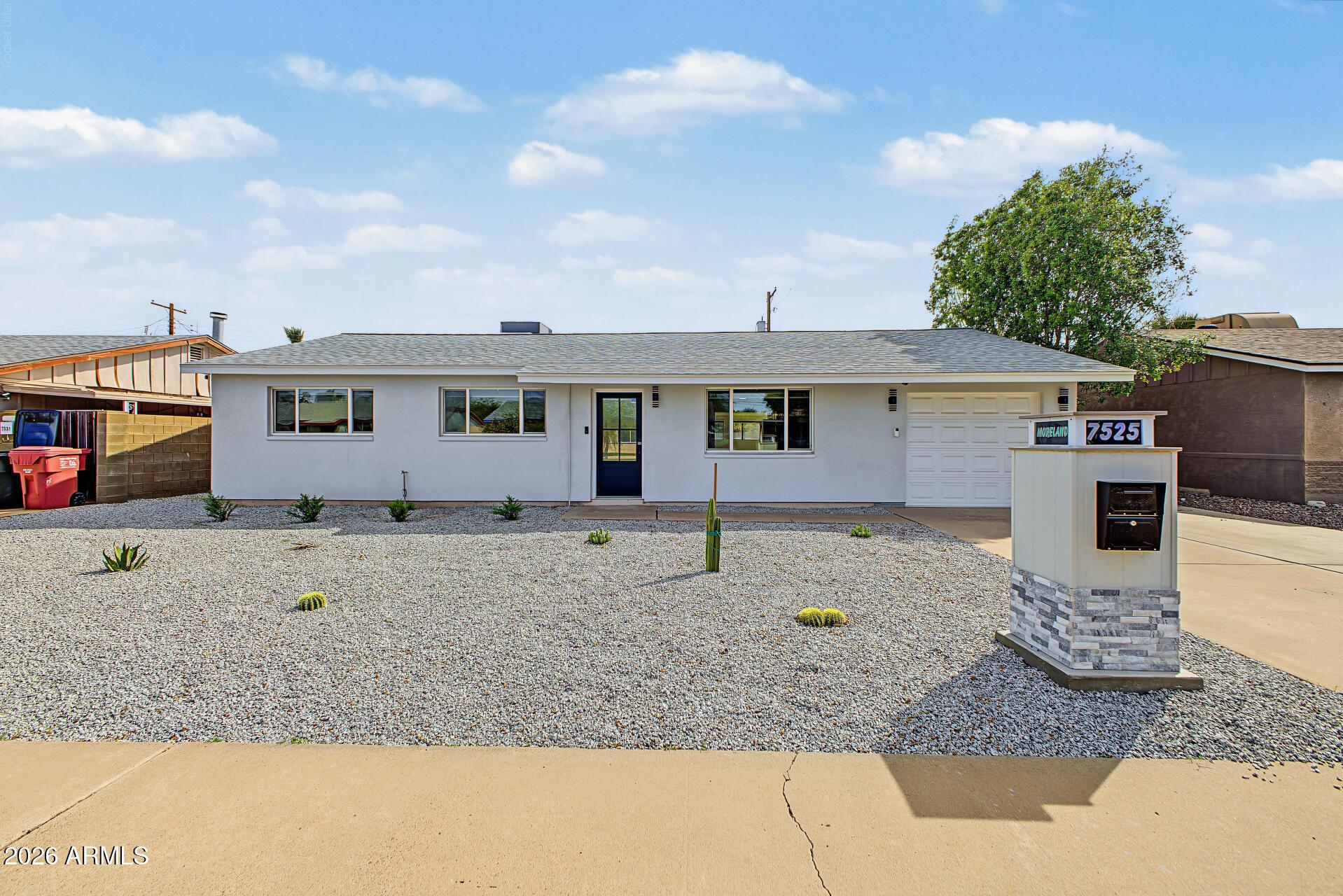 E Moreland St, Scottsdale, AZ 85257