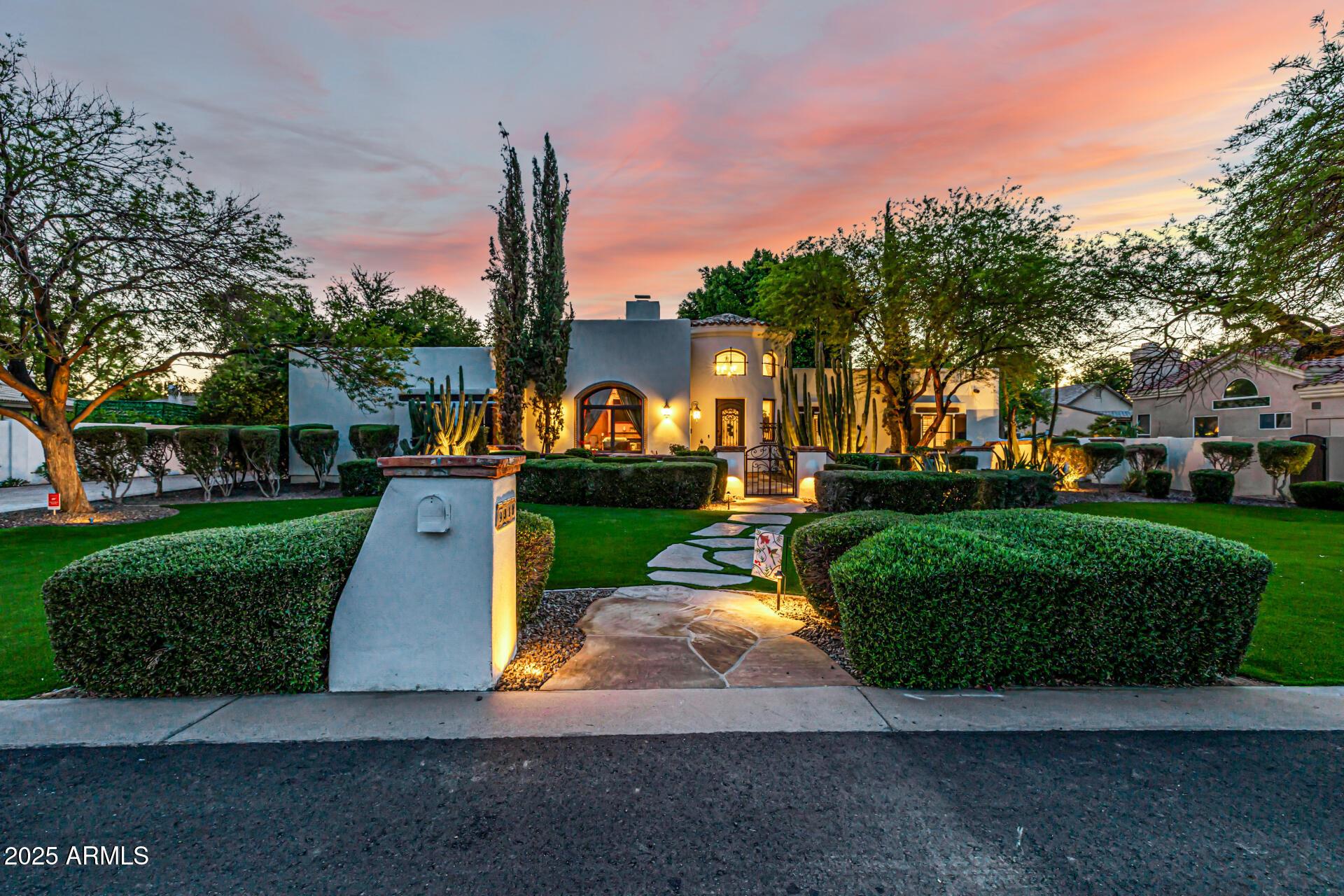S Bala Dr, Tempe, AZ 85284