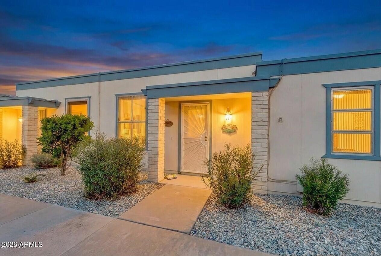 W Royal Oak Rd, Sun City, AZ 85351