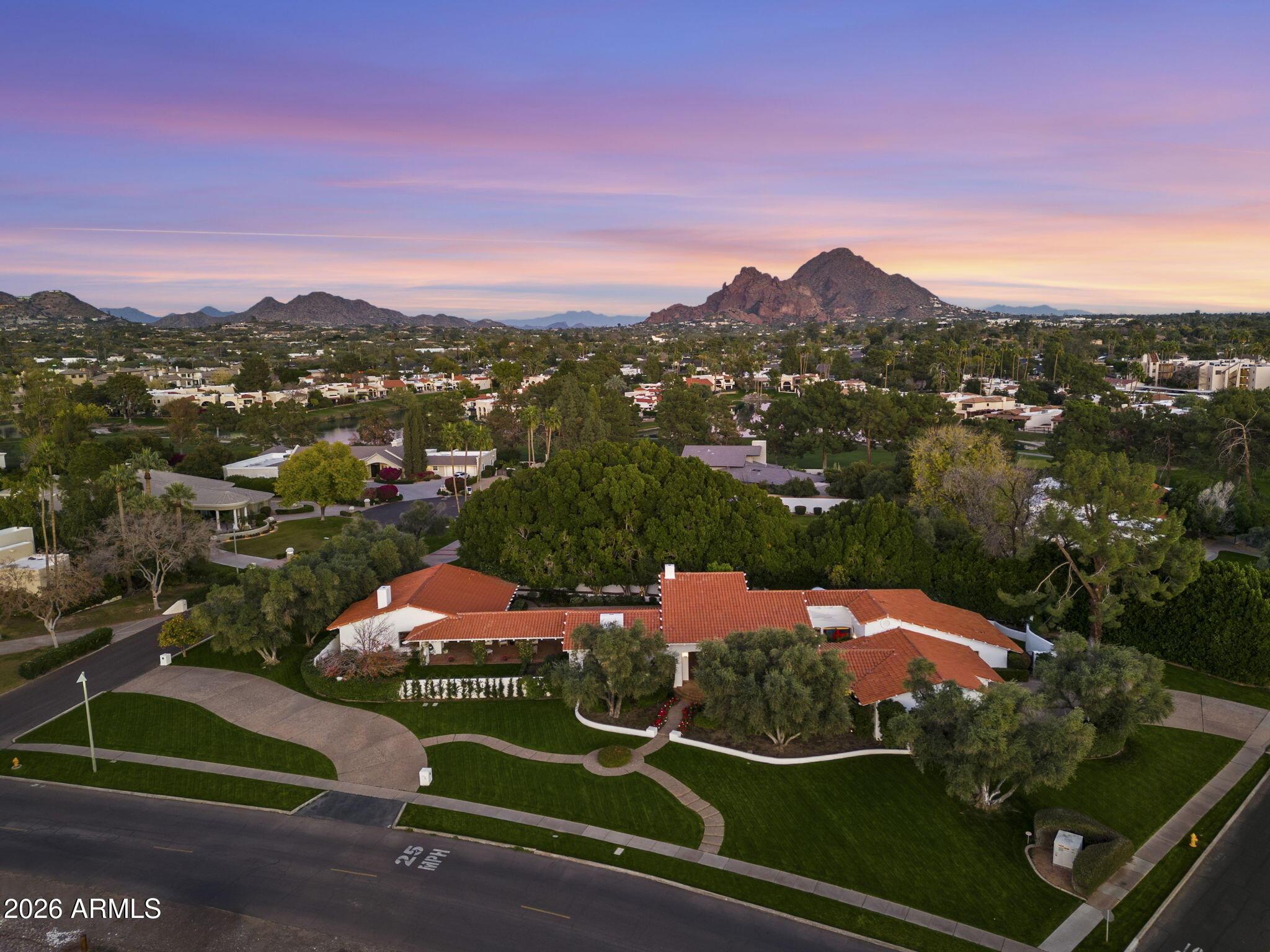 Biltmore Est, Phoenix, AZ 85016