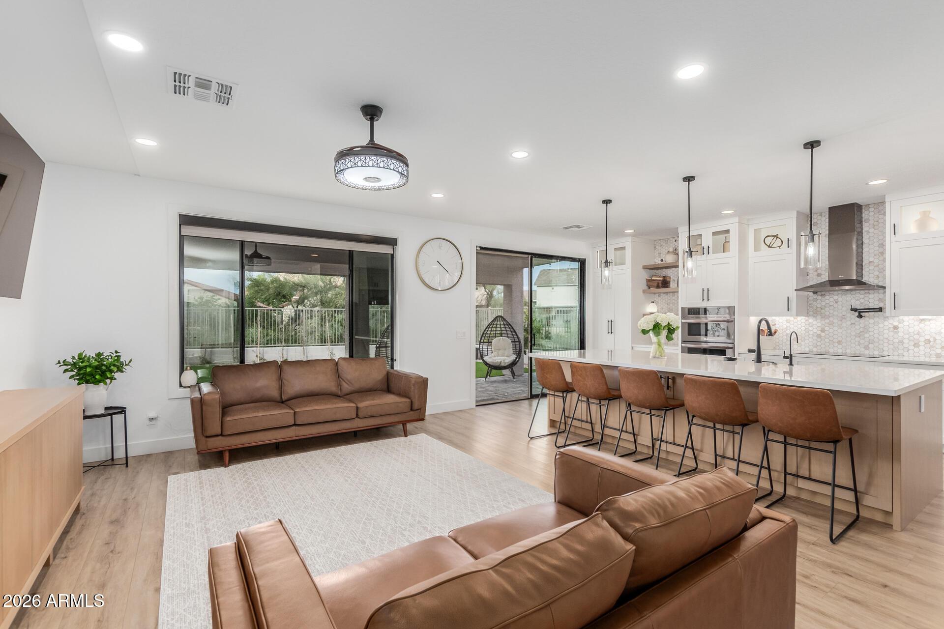 W Black Hill Rd, Phoenix, AZ 85083