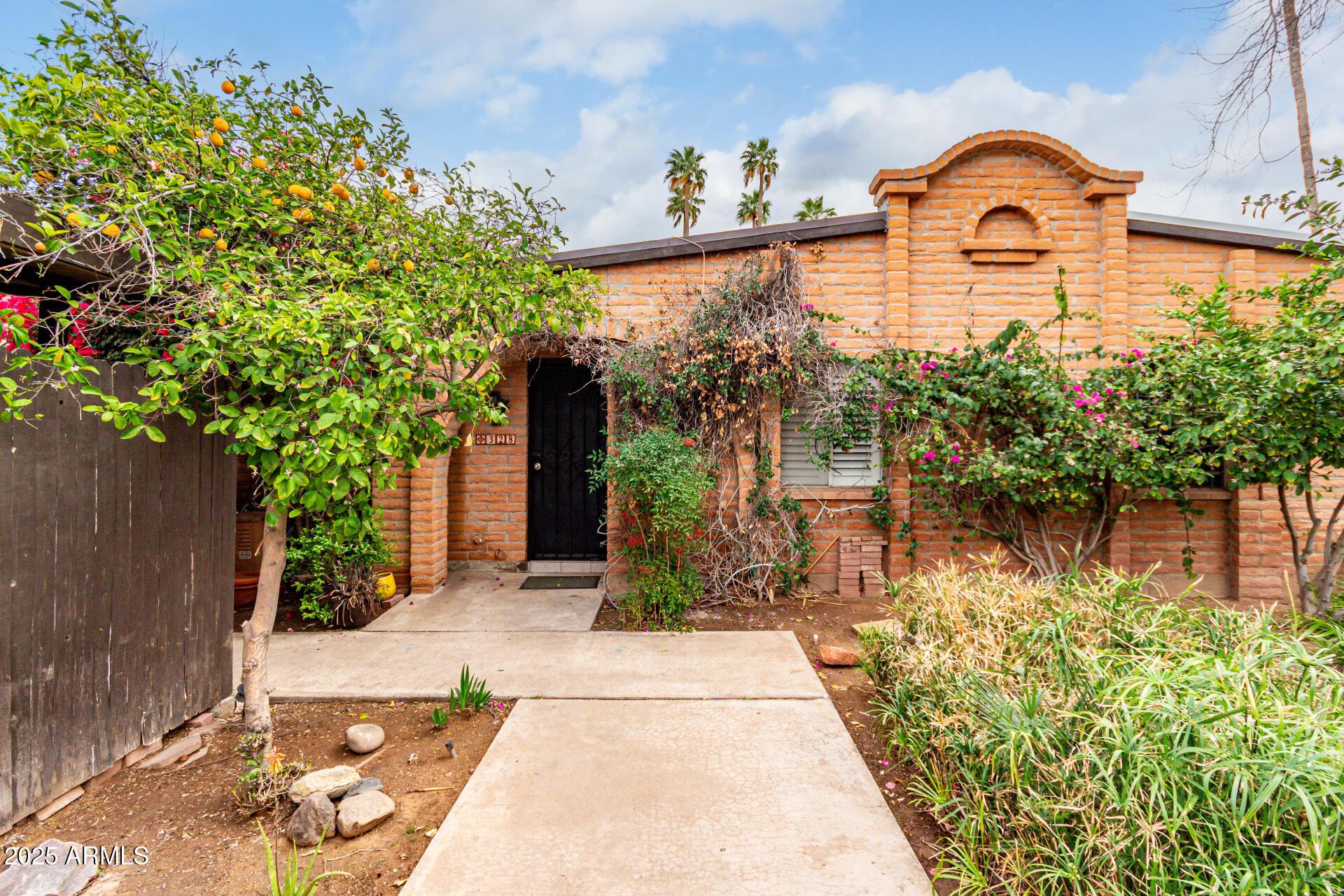 N 32nd St, Phoenix, AZ 85018