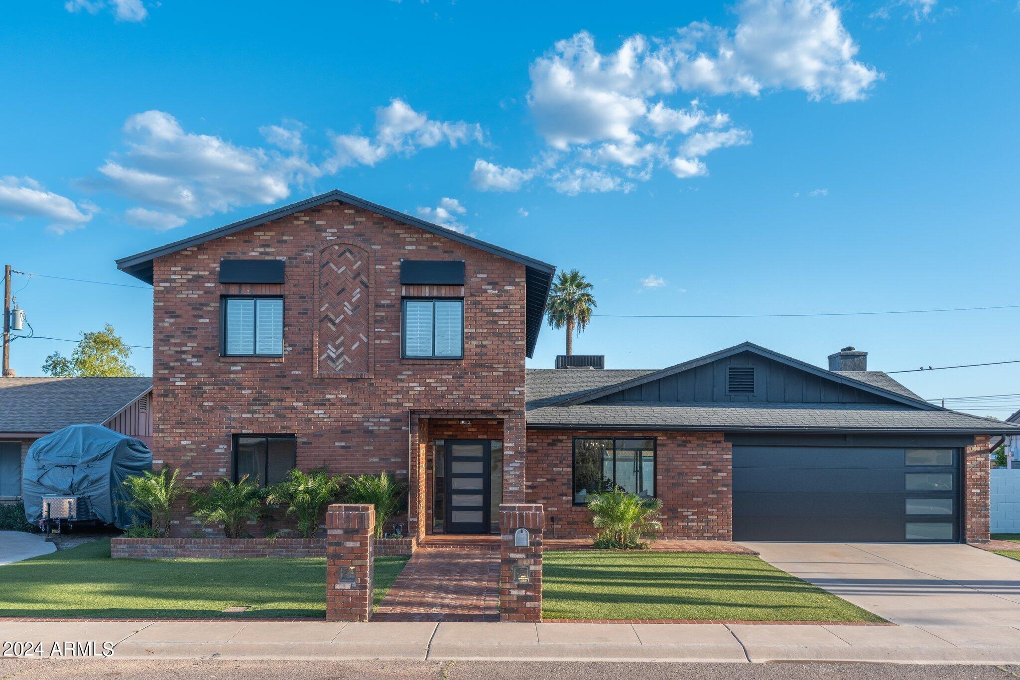 W Griswold Rd, Phoenix, AZ 85021